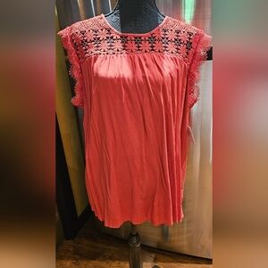 Stellah Coral Floral Lace Blouse